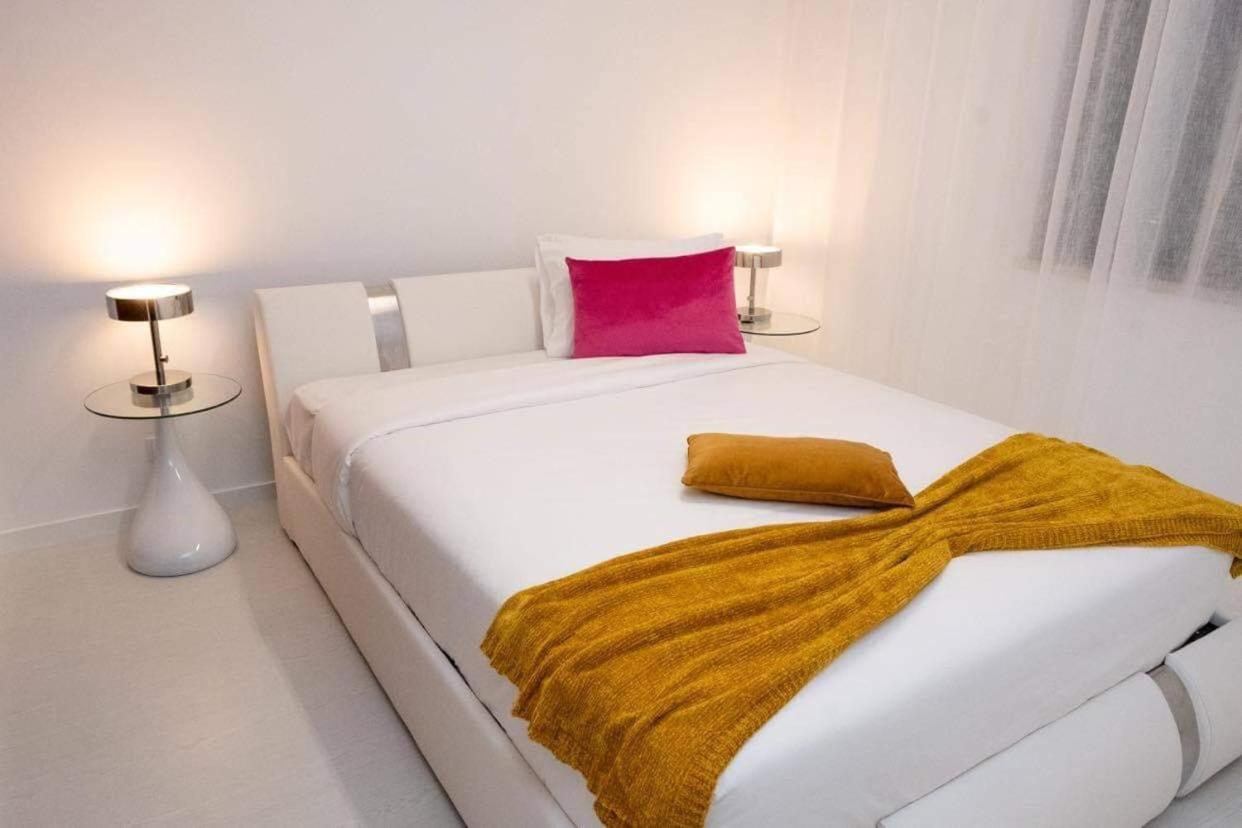 פומבל Central Apartment In Pombal מראה חיצוני תמונה